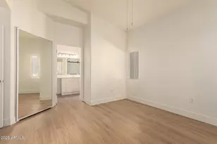 2929 W Yorkshire Dr, Phoenix, AZ 85027 - Photo 9