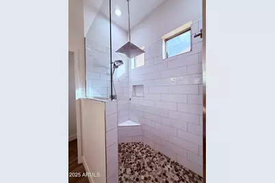 6827 S 39th Place, Phoenix, AZ 85042 - Photo 15