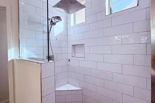 6827 S 39th Pl, Phoenix, AZ 85042 - Photo 15