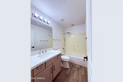 6827 S 39th Place, Phoenix, AZ 85042 - Photo 17