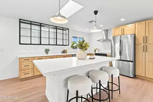 8829 N 17th Ave, Phoenix, AZ 85021 - Photo 7