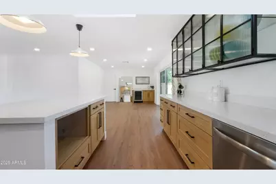 8829 N 17th Avenue, Phoenix, AZ 85021 - Photo 9