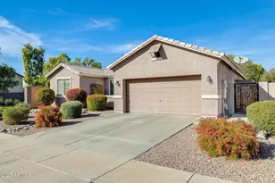 10322 W Roanoke Ave, Avondale, AZ 85392 - Photo 5