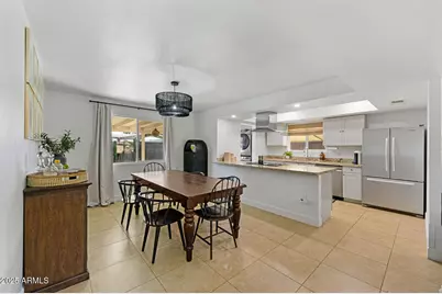 8655 E Palo Verde Drive, Scottsdale, AZ 85250 - Photo 7