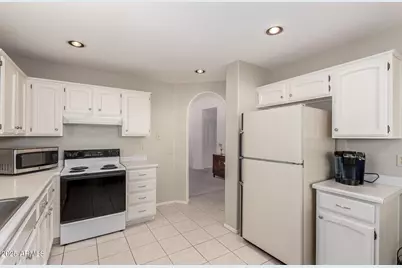 9521 E Hercules Drive, Sun Lakes, AZ 85248 - Photo 7