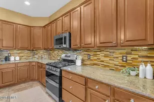 17564 W Verdin Rd, Goodyear, AZ 85338 - Photo 9