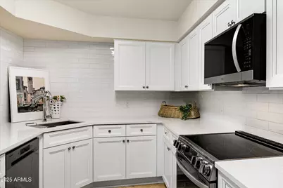 8787 E Mountain View Road #2040, Scottsdale, AZ 85258 - Photo 9