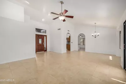 15230 S 36 Place, Phoenix, AZ 85044 - Photo 5