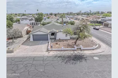 15243 N 52nd Drive, Glendale, AZ 85306 - Photo 3