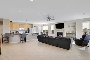 19556 N 107th Dr, Peoria, AZ 85373 - Photo 7