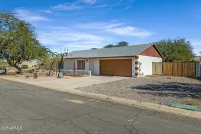 14075 S Avalon Road, Arizona City, AZ 85123 - Photo 3