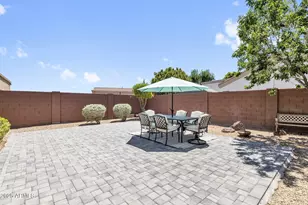 16528 N 181st Dr, Surprise, AZ 85388 - Photo 9
