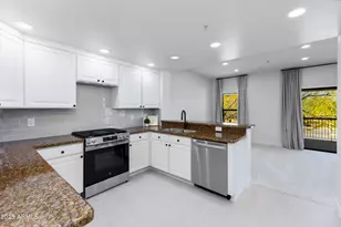 21320 N 56th St, Phoenix, AZ 85054 - Photo 3