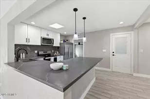 2612 N 31st St, Phoenix, AZ 85008 - Photo 7