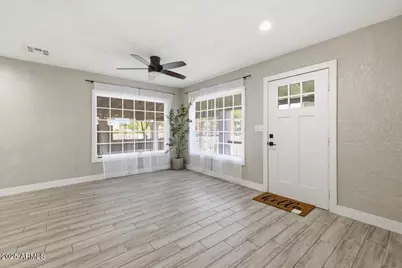 2612 N 31st Street, Phoenix, AZ 85008 - Photo 9