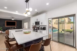 10310 E Kiva Cir, Mesa, AZ 85209 - Photo 7