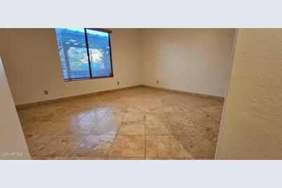 2218 W Magdalena Lane, Phoenix, AZ 85041 - Photo 15