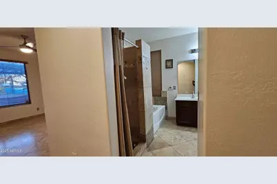 2218 W Magdalena Lane, Phoenix, AZ 85041 - Photo 19