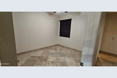 2218 W Magdalena Lane, Phoenix, AZ 85041 - Photo 29