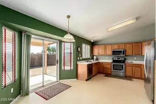 825 W 15th Ln, Apache Junction, AZ 85120 - Photo 11