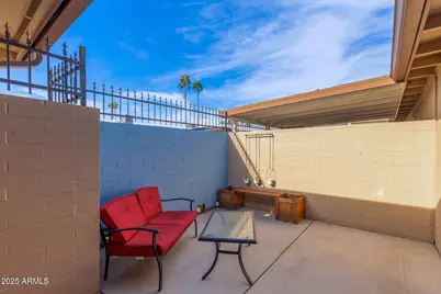 10893 W Santa Fe Drive, Sun City, AZ 85351 - Photo 21