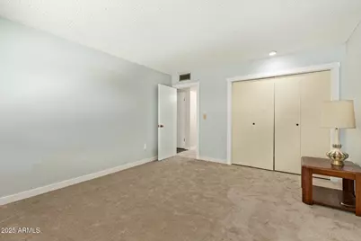 10893 W Santa Fe Drive, Sun City, AZ 85351 - Photo 13