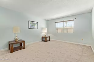 10893 W Santa Fe Dr, Sun City, AZ 85351 - Photo 11