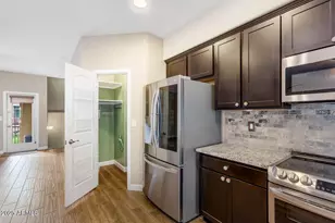 240 W Juniper Ave, Gilbert, AZ 85233 - Photo 9