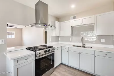 2739 W Hazelwood Street, Phoenix, AZ 85017 - Photo 1