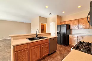 24726 S Golfview Dr, Sun Lakes, AZ 85248 - Photo 11