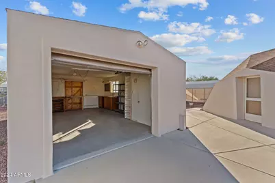 30857 S Wandering Way, Congress, AZ 85332 - Photo 29