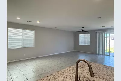18228 W Daley Lane, Surprise, AZ 85387 - Photo 7