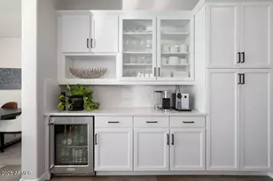 6525 E Libby St, Phoenix, AZ 85054 - Photo 3