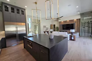 4332 E Vermont Ave, Phoenix, AZ 85018 - Photo 9