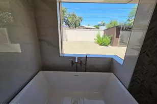 4332 E Vermont Ave, Phoenix, AZ 85018 - Photo 37