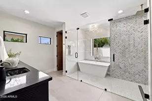 4332 E Vermont Ave, Phoenix, AZ 85018 - Photo 39
