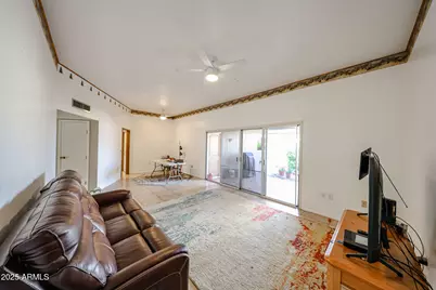 13833 N 111th Avenue, Sun City, AZ 85351 - Photo 11