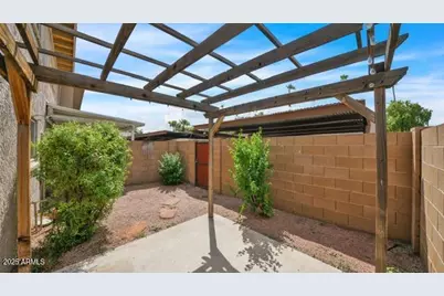 8249 E Thomas Road E, Scottsdale, AZ 85251 - Photo 1