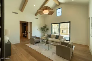 4729 E Arcadia Ln, Phoenix, AZ 85018 - Photo 29