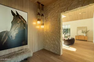 4729 E Arcadia Ln, Phoenix, AZ 85018 - Photo 5