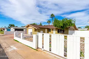 4310 W Rose Ln, Glendale, AZ 85301 - Photo 11