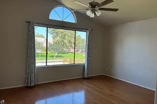 966 E Rockwell Dr, Chandler, AZ 85225 - Photo 17