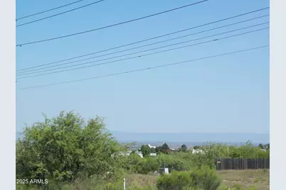 2061 Crossroads Boulevard #130, Clarkdale, AZ 86324 - Photo 3