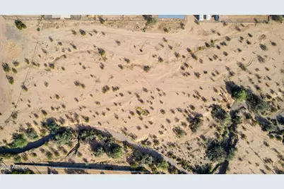 18044 W Peak View Road #metes & bounds, Surprise, AZ 85387 - Photo 5