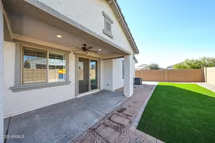 14364 W Desert Hollow Dr, Surprise, AZ 85387 - Photo 31