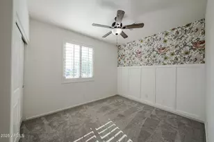 14364 W Desert Hollow Dr, Surprise, AZ 85387 - Photo 23