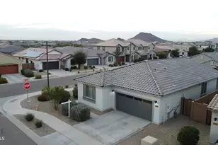 14364 W Desert Hollow Dr, Surprise, AZ 85387 - Photo 37