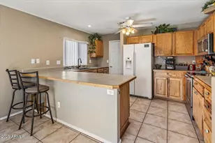 11331 W McCaslin Rose Ln, Surprise, AZ 85378 - Photo 5