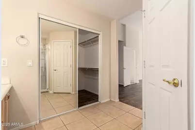 2513 W Carter Road, Phoenix, AZ 85041 - Photo 15