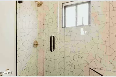 1055 E Whitton Avenue, Phoenix, AZ 85014 - Photo 15